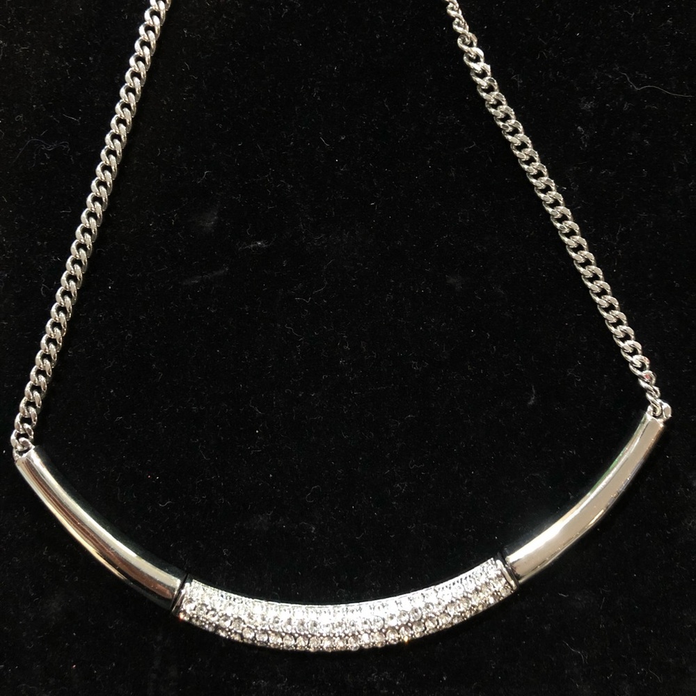 Touchstone by Swarovski White Collar Necklace